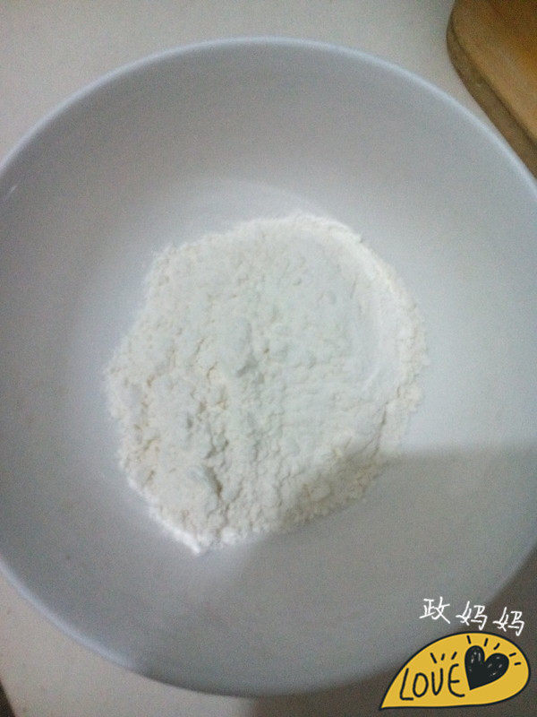 豆沙蛋饼卷的做法步骤：1