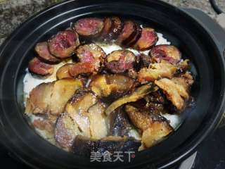 【兔子爱厨房·中秋家宴】砂锅腊味饭的做法步骤：6