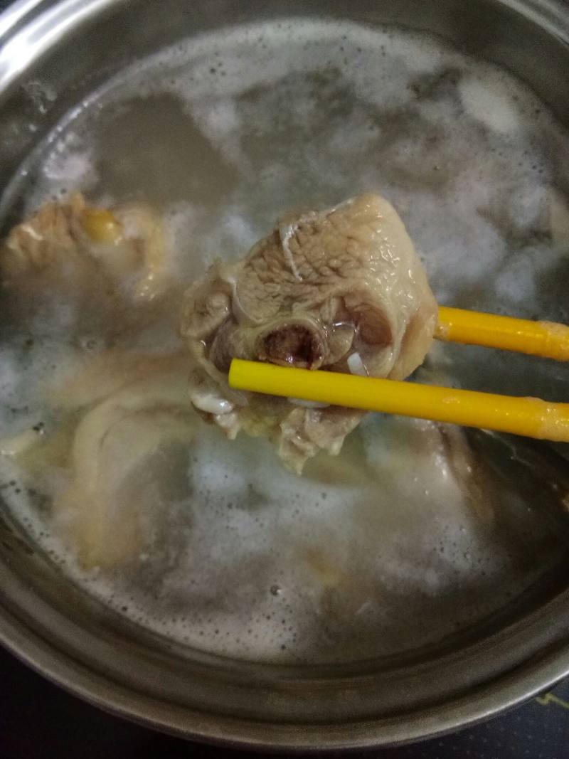 虾干鸡肉粥的做法步骤：1