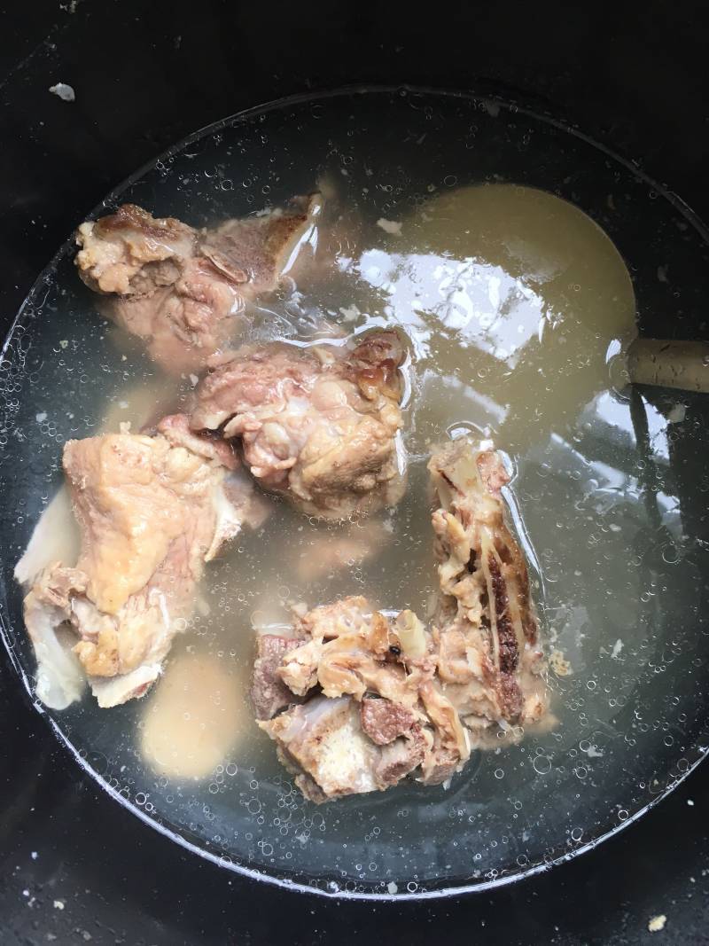 肉骨炖豆角的做法步骤：6