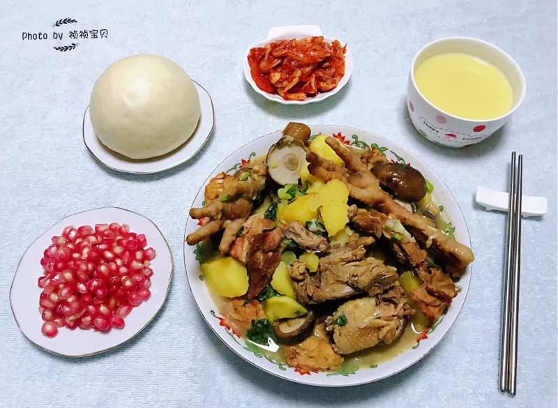 大骨鸡炖土豆香菇的做法步骤：17