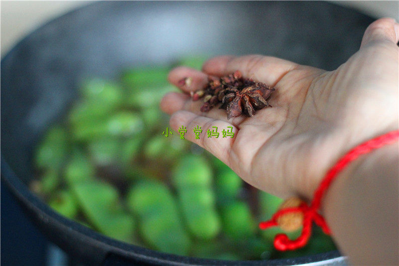 油豆角炖五花肉的做法步骤：8