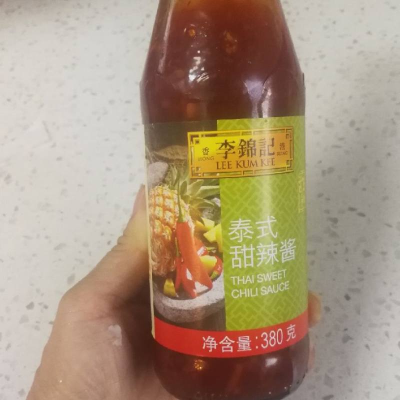 甜辣酱炒虾仁的做法步骤：2