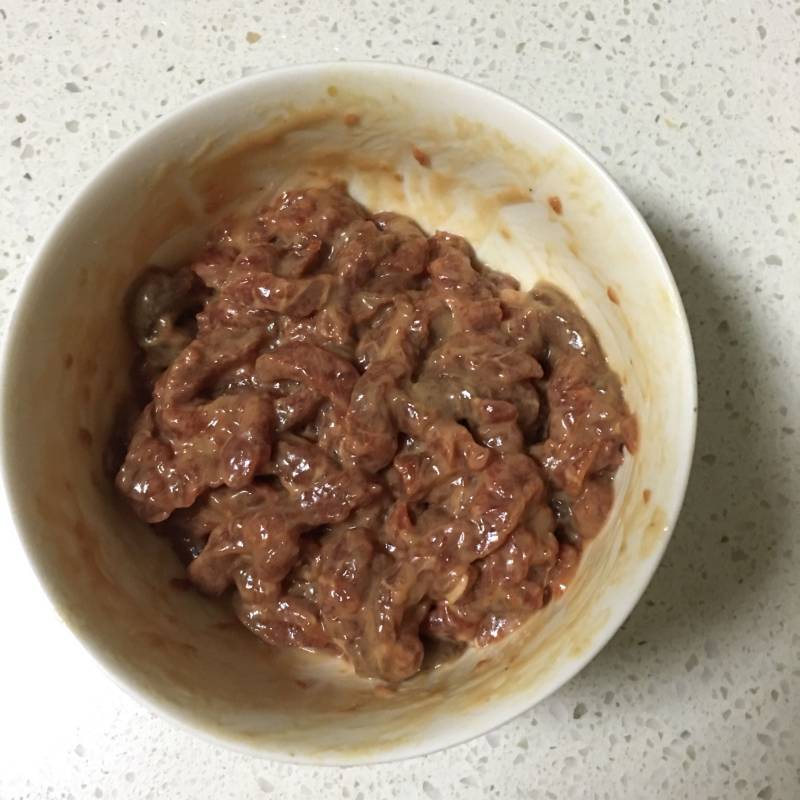 杏鲍菇炒牛肉的做法步骤：9