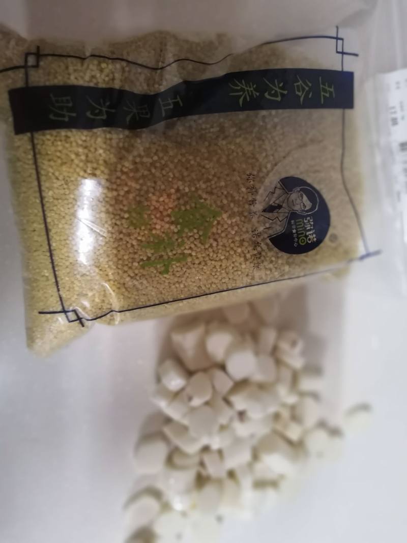 山药小米粥的做法步骤：1