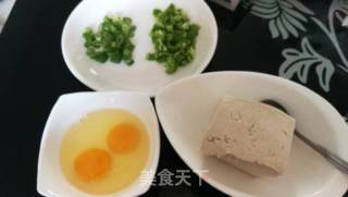 拙媳妇快手菜-鸡刨豆腐的做法步骤：1