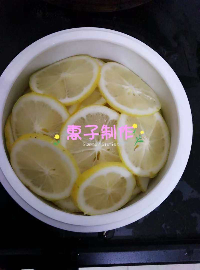 冰糖柠檬膏的做法步骤：2