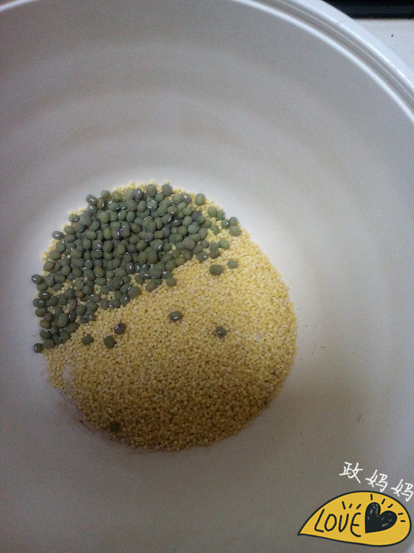 小米绿豆粥的做法步骤：2