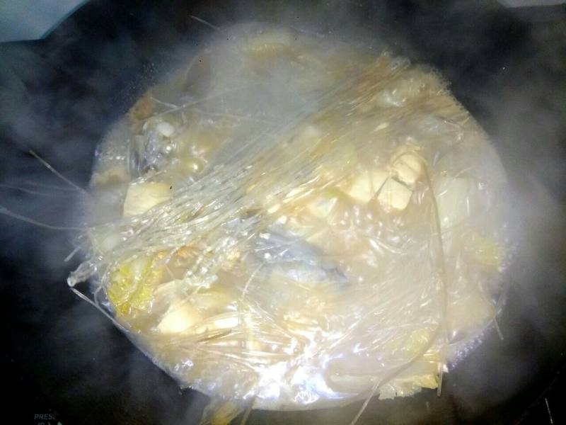 油光鱼炖豆腐的做法步骤：10