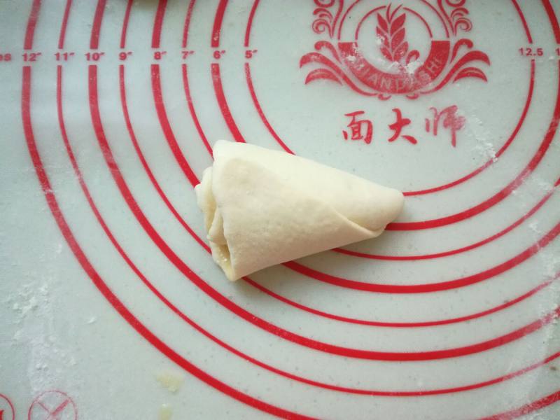 发面多层豆沙饼的做法步骤：11