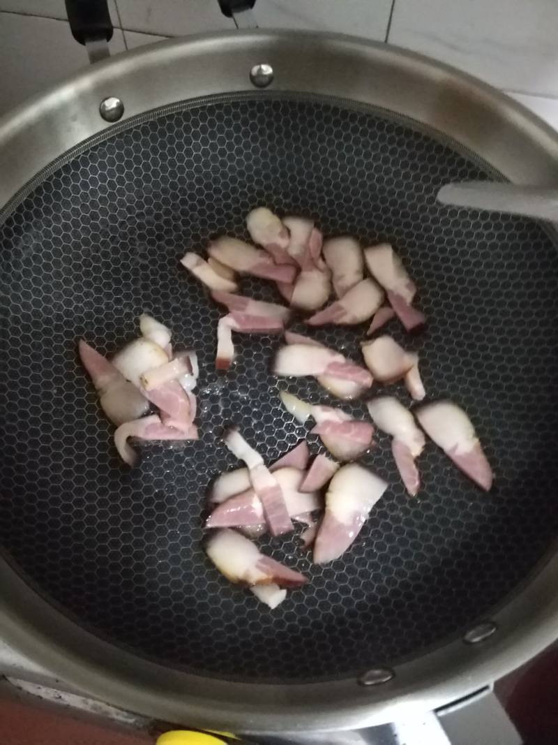 熏肉炒土豆丝的做法步骤：4