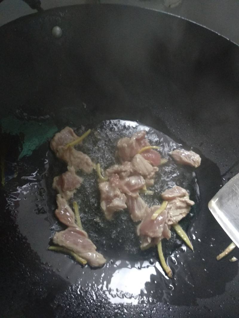 青椒瘦肉豆腐的做法步骤：4