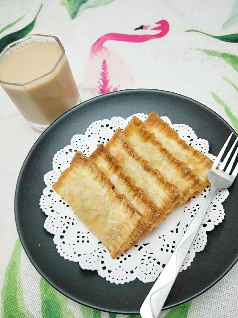 馄饨皮版香蕉派的做法步骤：8