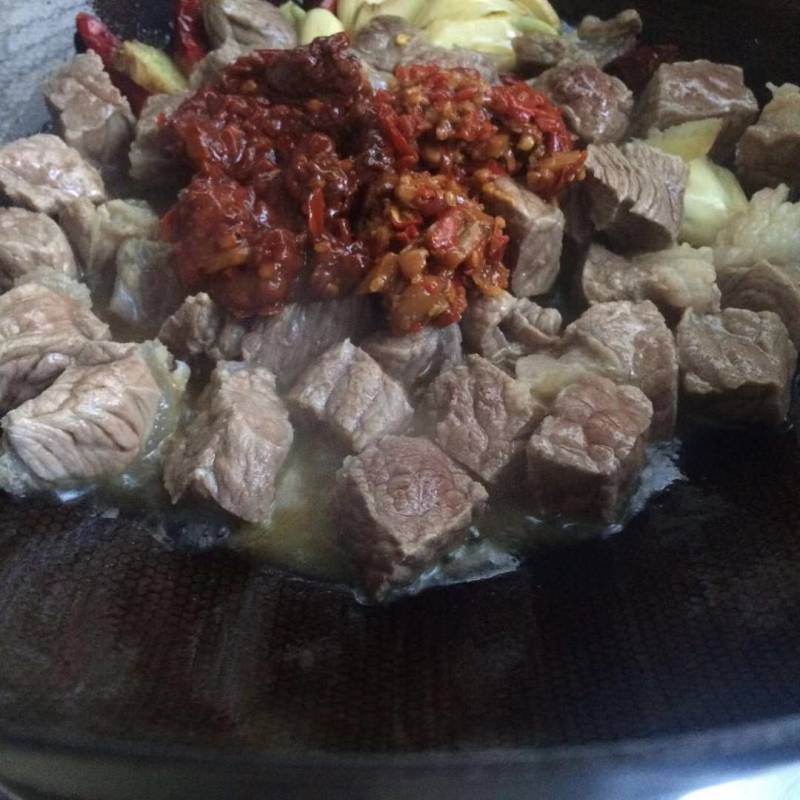 番茄牛肉炖土豆的做法步骤：5