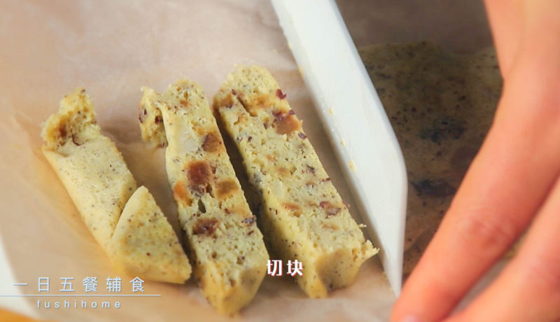 山药鸡蛋糕——宝宝辅食的做法步骤：7