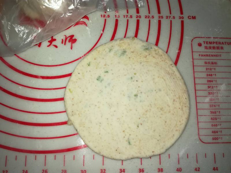 全麦发面葱油饼的做法步骤：22