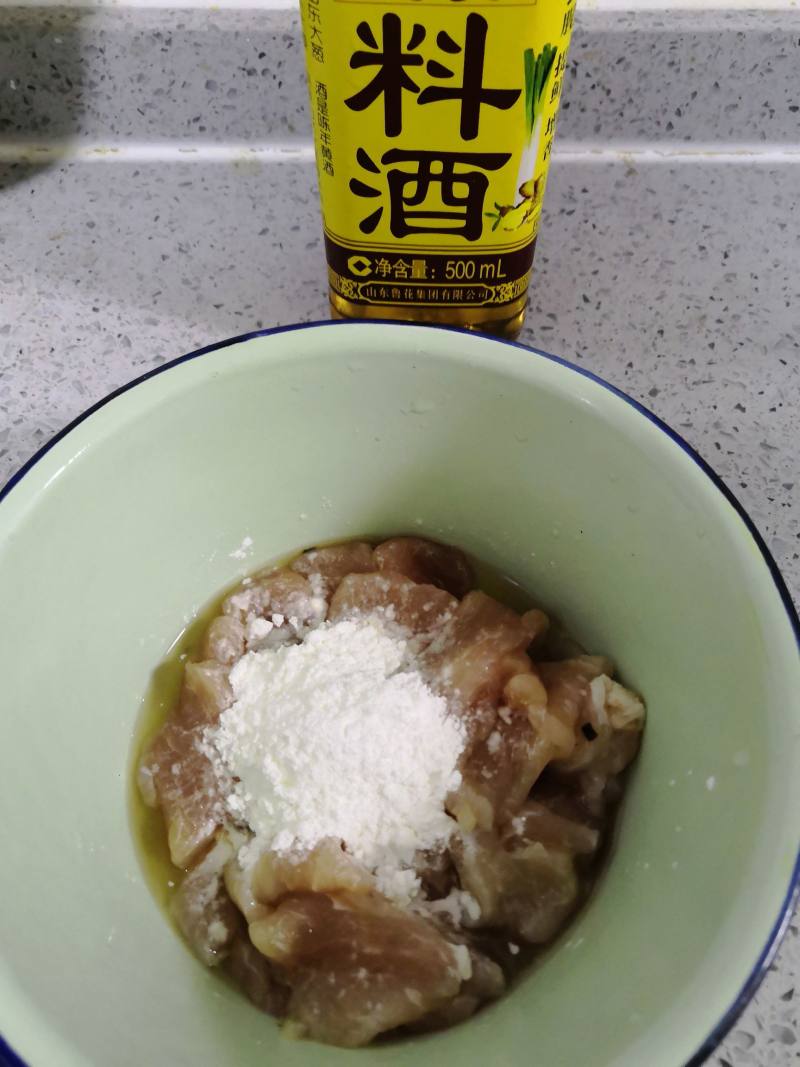 土豆炒肉片的做法步骤：3