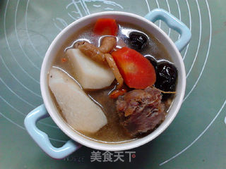 山藥當歸黨參牛尾湯