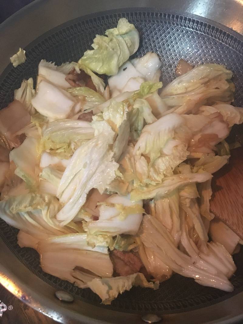 骨髓花肉白菜炖豆腐的做法步骤：10