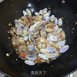 香辣炒花蛤的做法步骤：7