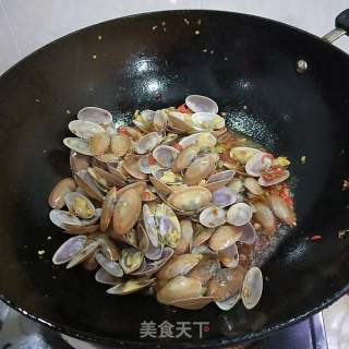 香辣炒花蛤的做法步骤：8