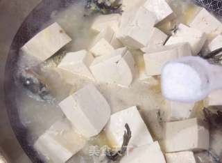 昂刺鱼烧豆腐汤的做法步骤：5