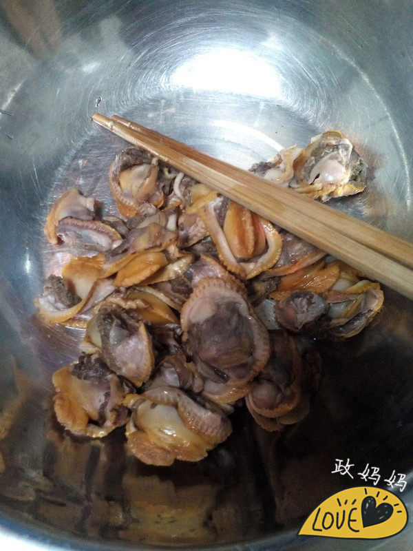 菠菜拌毛蛤蜊的做法步骤：5