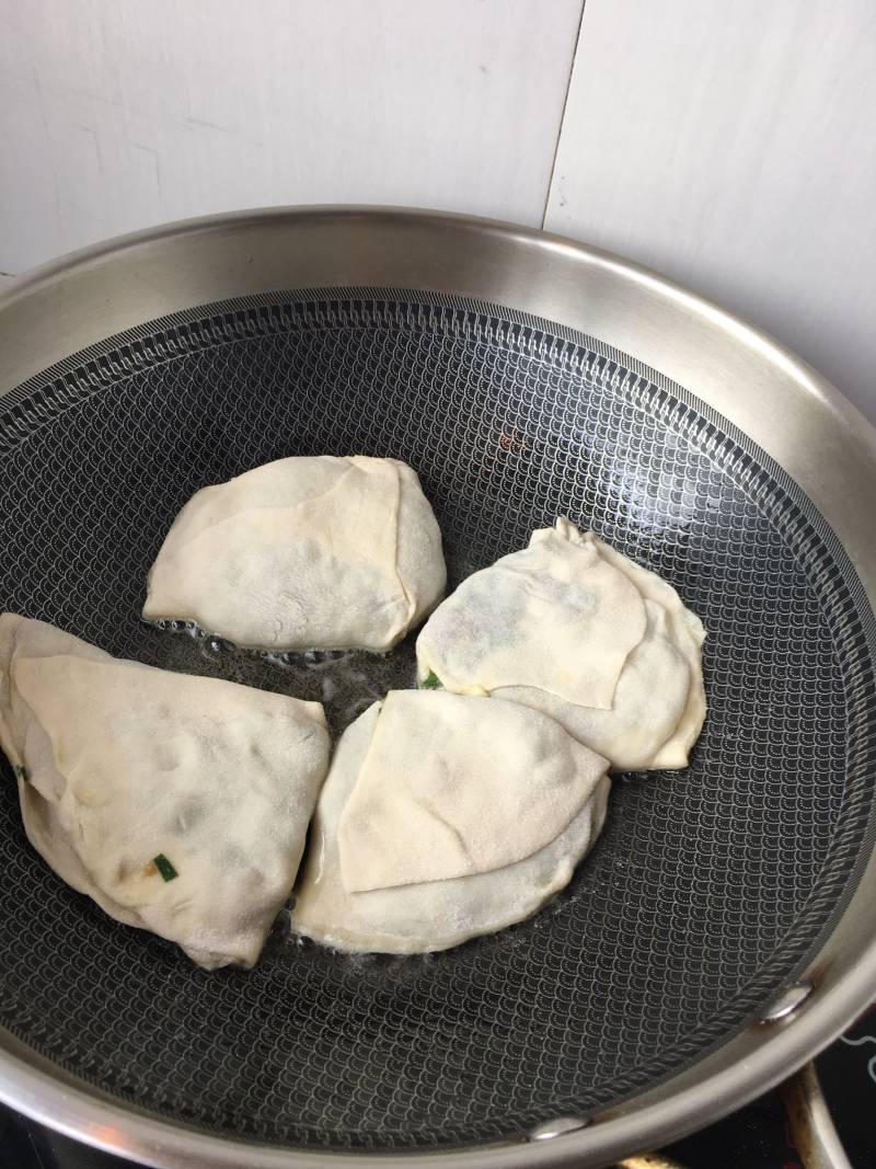 鲜虾多层馅饼的做法步骤：19