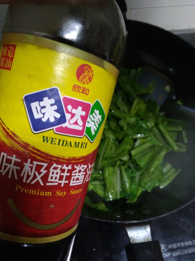 蒜香油麦菜的做法步骤：6