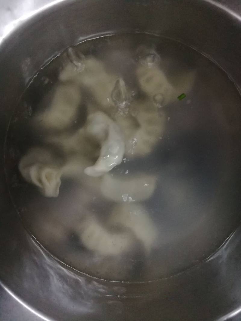 白菜猪肉水饺的做法步骤：8