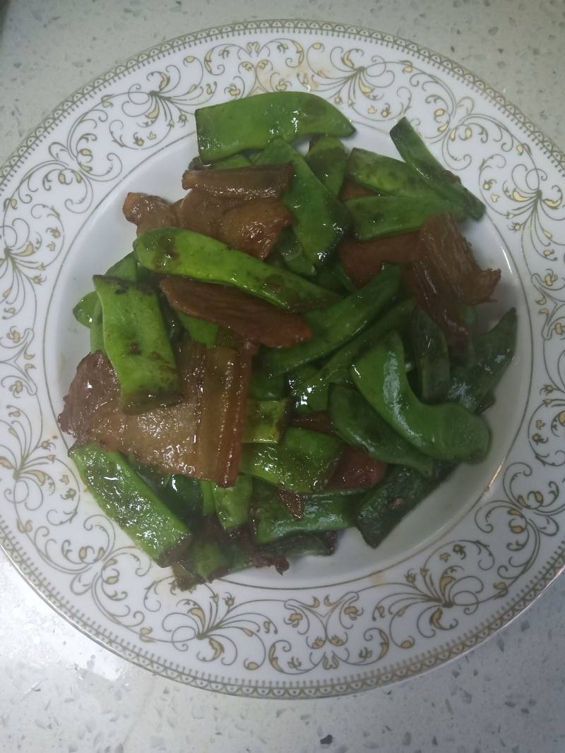 咸肉炒四季豆的做法步骤：4