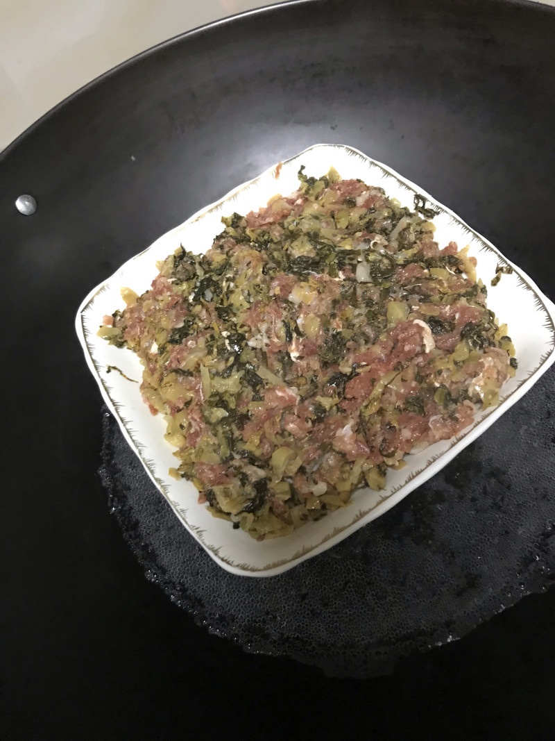 梅菜蒸肉饼的做法步骤：4