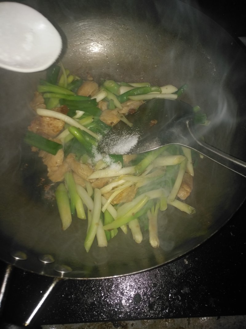 瘦身减脂：葱爆鸡胸肉的做法步骤：6