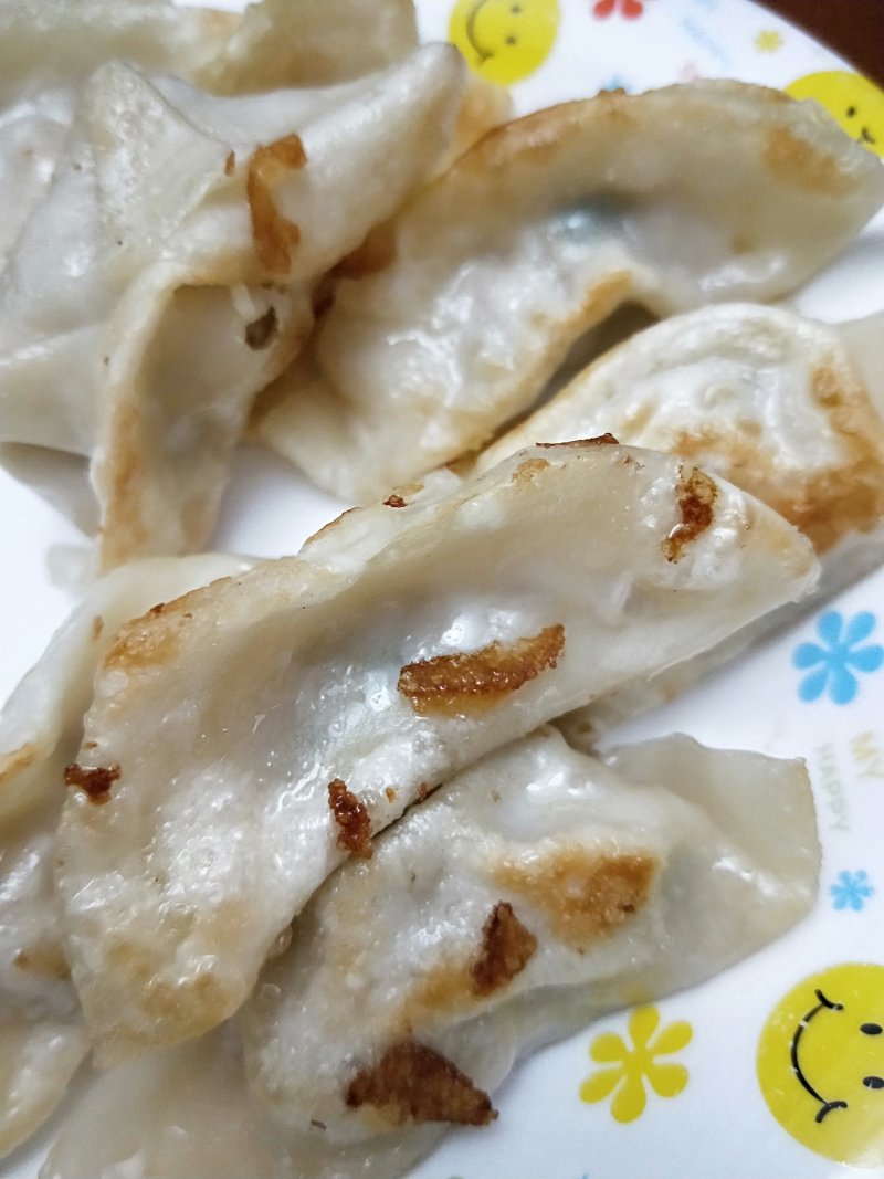 东北酸菜水饺的做法步骤：8