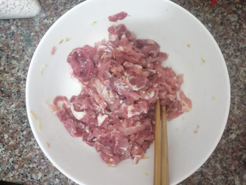 滑肉的做法步骤：1