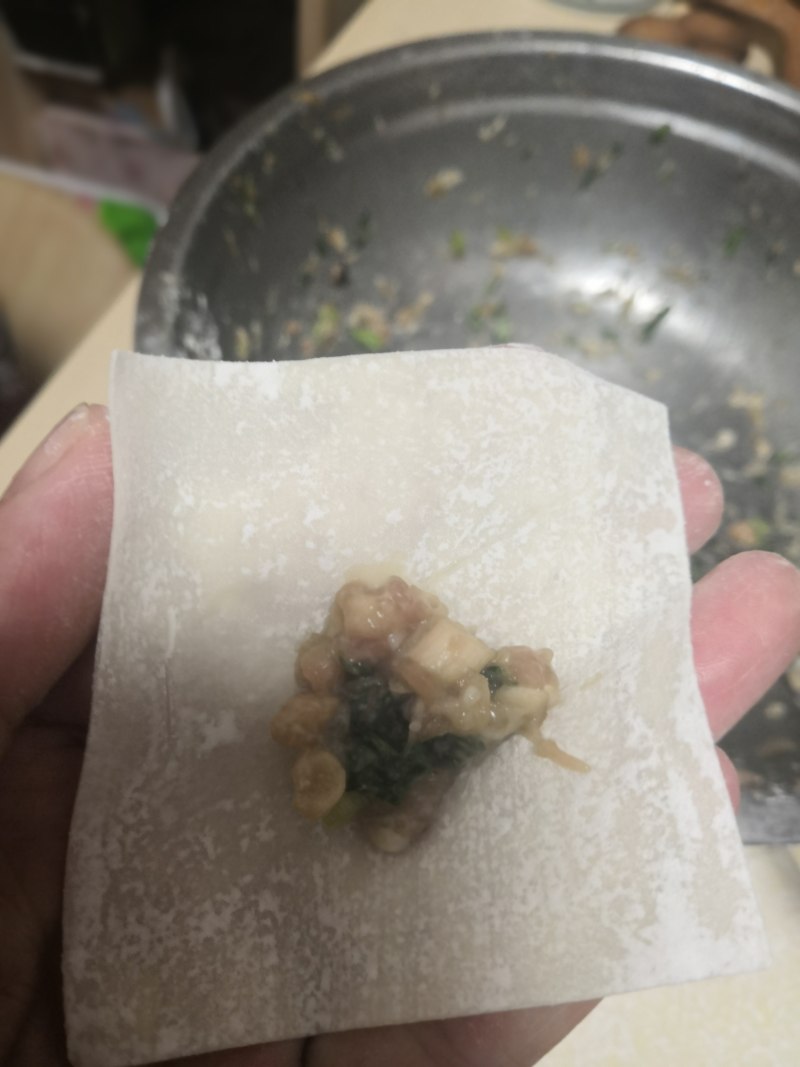 茶树菇鲜虾小馄饨的做法步骤：5