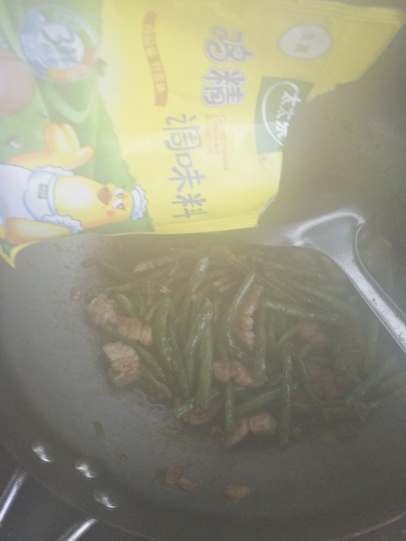 酱爆五花肉江豆的做法步骤：12