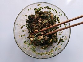 韭菜虾米鲜肉水饺的做法步骤：7