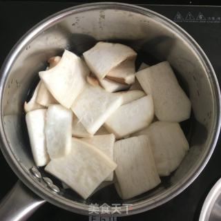 凉拌手撕杏鲍菇——换种方式吃蘑菇的做法步骤：3