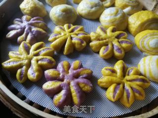 南瓜紫薯花朵馒头的做法步骤：11
