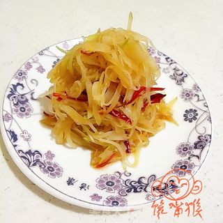 芥菜頭裡的鹽分太高,需要把多餘的鹽分浸泡出去才好吃