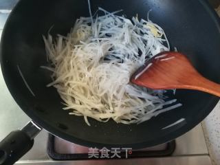 虾皮萝卜豆腐汤的做法步骤：5