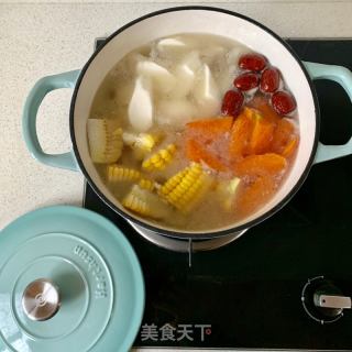玉米排骨汤的做法步骤：6