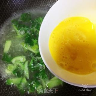 油菜蛋花汤的做法步骤：7