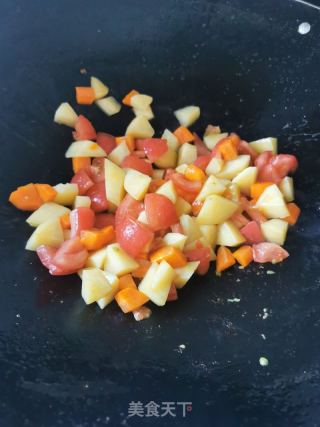 番茄薯仔牛肉汤的做法步骤：7