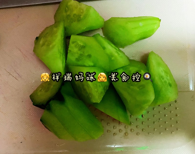 原创【??仙草味道??私房菜??】??女儿??的??味道??之酸甜??黄瓜??的做法步骤：1