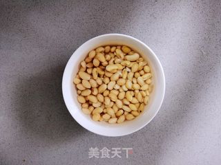 补气益血红枣豆浆的做法步骤：2