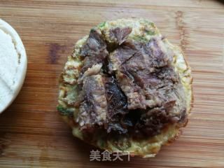 中式汉堡（鸭蛋牛肉秋葵馒头）的做法步骤：9
