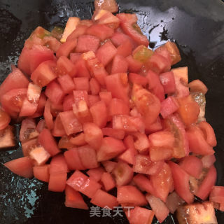 番茄肥牛锅的做法步骤：3