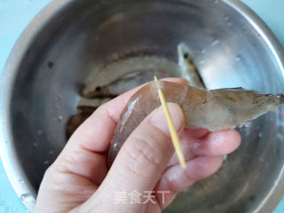 空气炸锅版椒盐虾的做法步骤：1